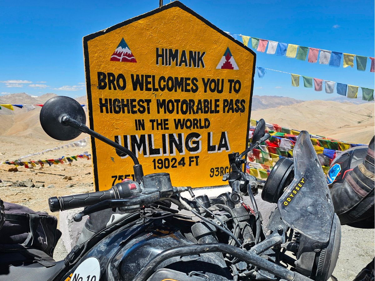 Umling La (19,300 ft)